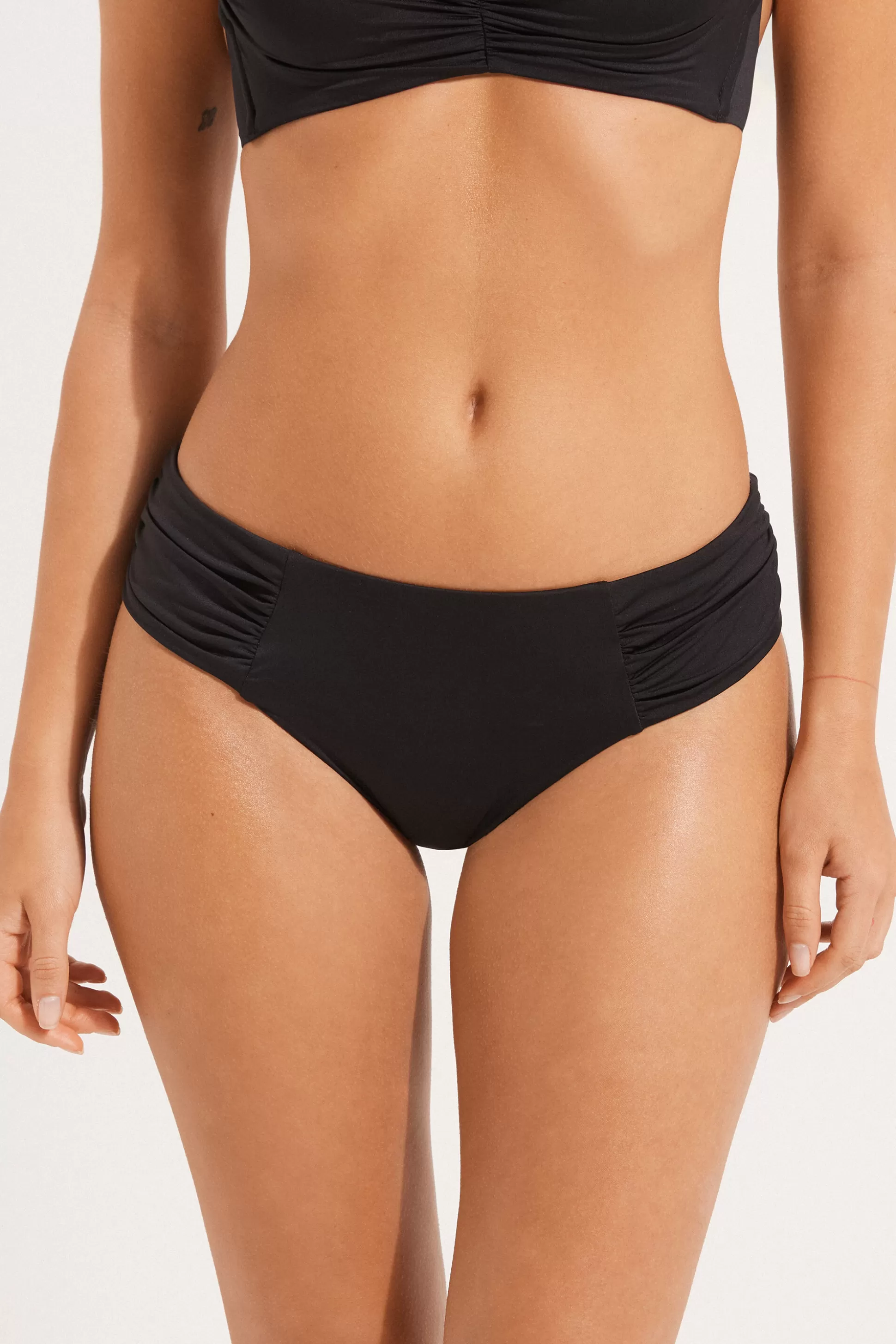 Bikini Brasiliano Alto Con Arriccio Microfibra Riciclata - Brasiliano - Donna | >Tezenis Fashion