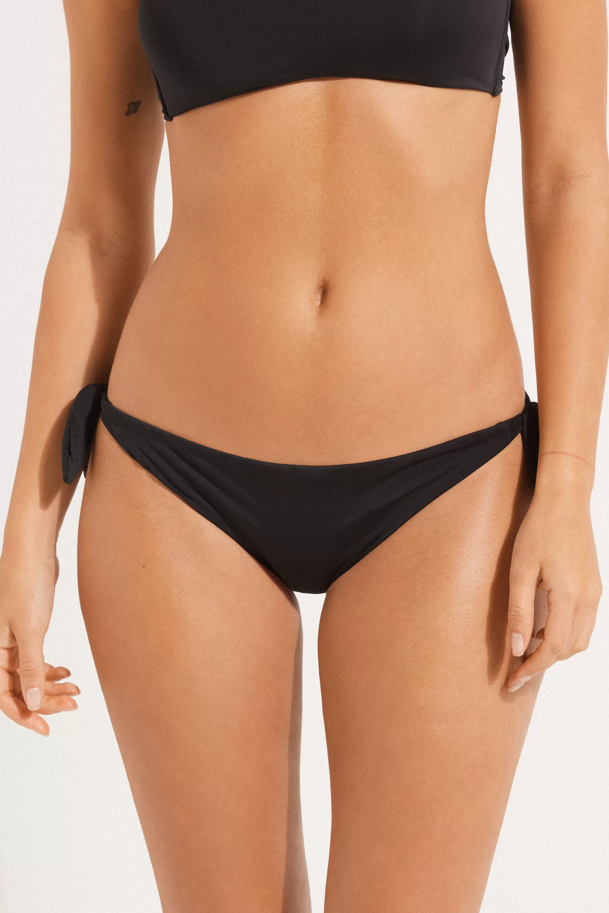 Bikini Slip Fiocchi Tinta Unita - Slip - Donna | >Tezenis Shop