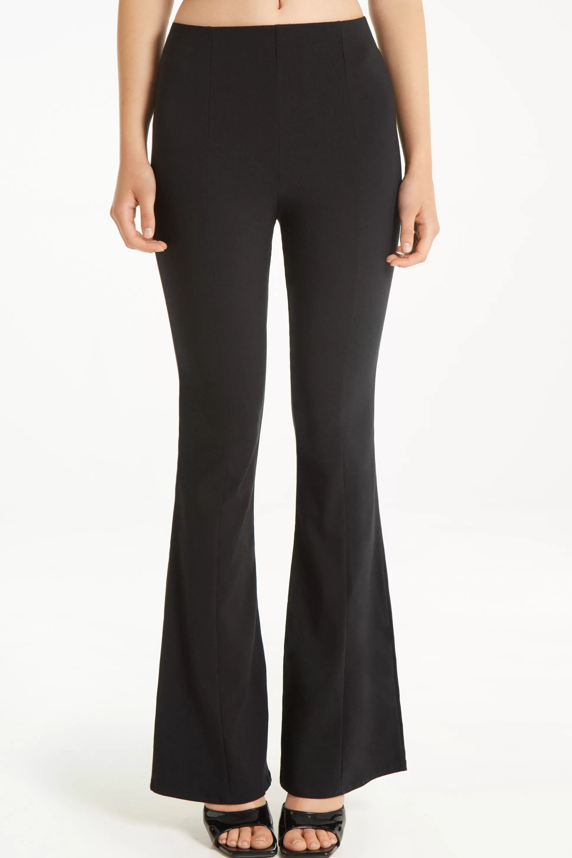 Pantalone Flare In Tela Elasticizzata - Pantaloni - Donna | >Tezenis Sale